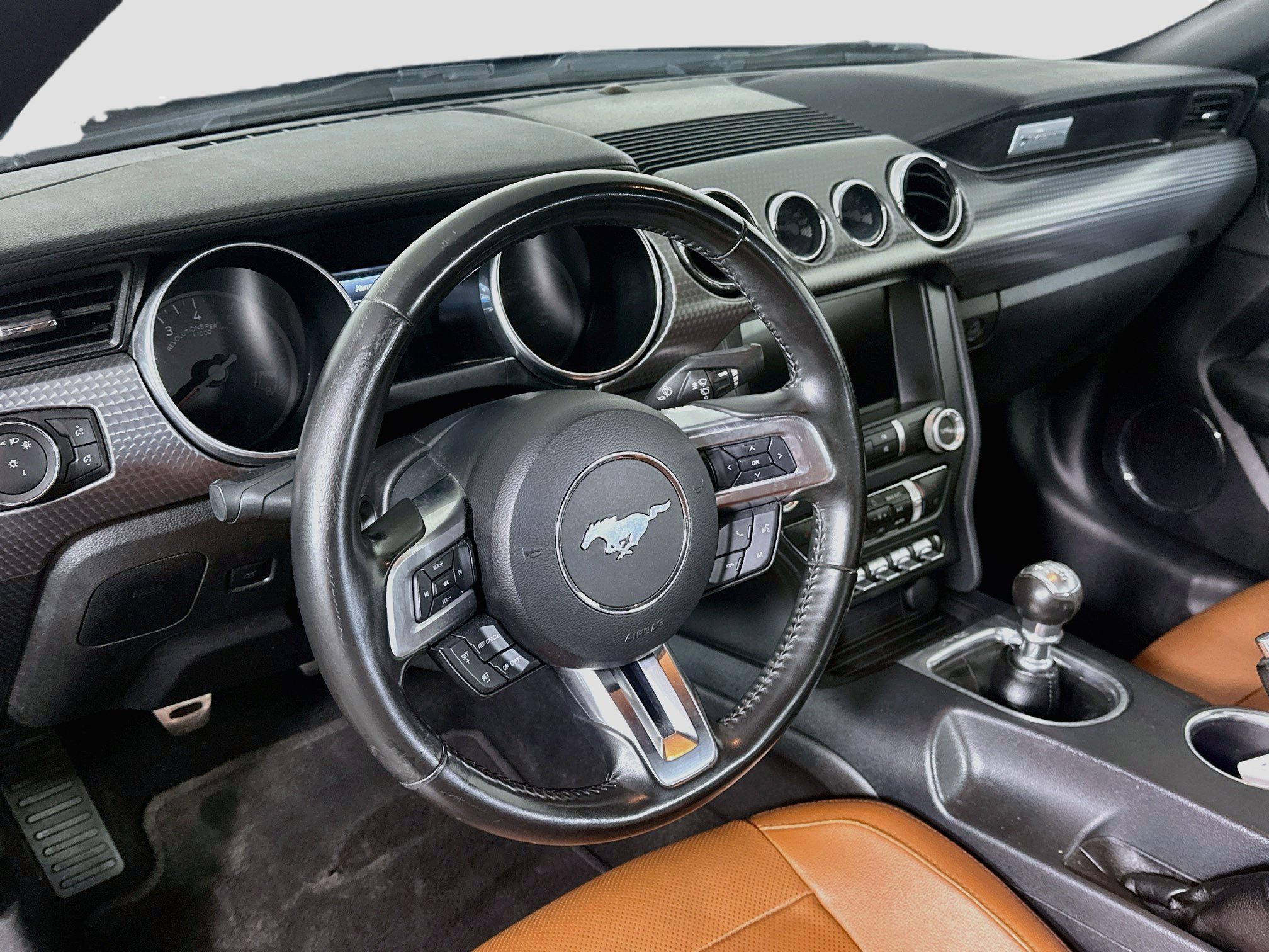 Used 2019 Ford Mustang GT Premium w/ Black Accent Package RWD image 18