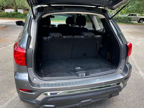 Used 2020 Nissan Pathfinder SV AWD/4WD image 38