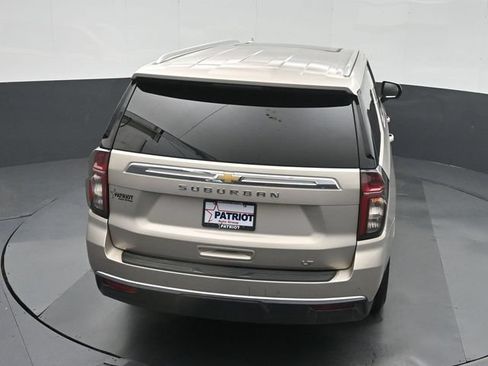 Used 2021 Chevrolet Suburban LT w/ Rear Media and Nav Package AWD/4WD image 41