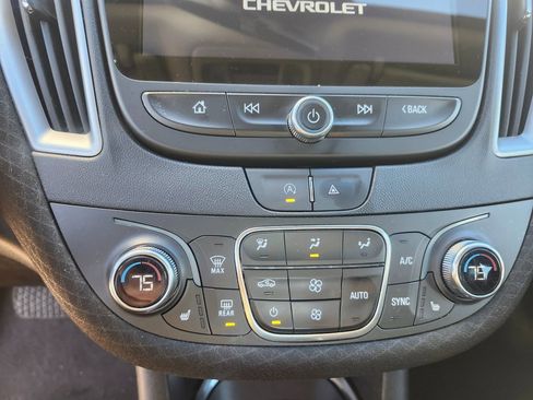 Used 2024 Chevrolet Malibu LT image 8