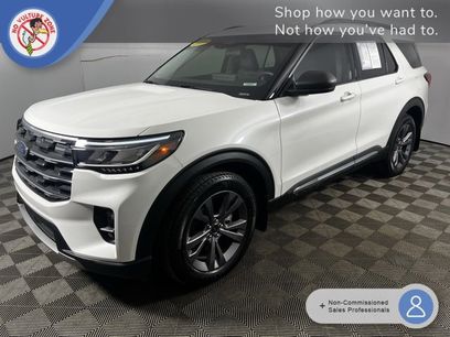 Used 2025 Ford Explorer Active w/ Active Comfort Package