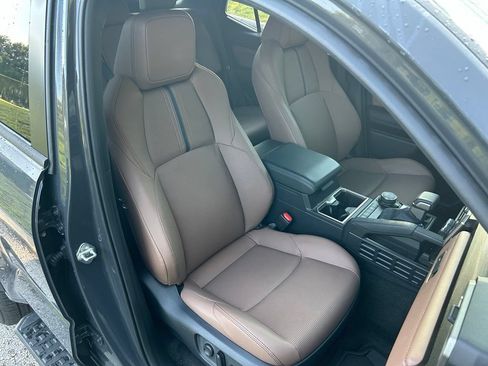 Certified 2025 Toyota 4Runner Limited AWD/4WD image 16