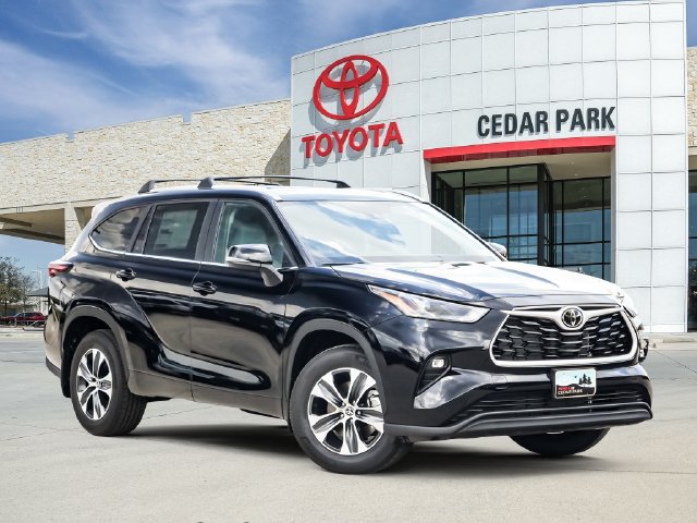 New 2026 Toyota Highlander XLE AWD/4WD image 1