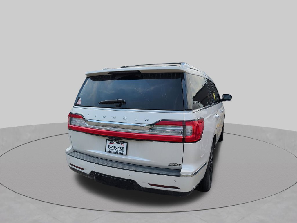 Used 2018 Lincoln Navigator Select w/ Technology Package RWD image 10