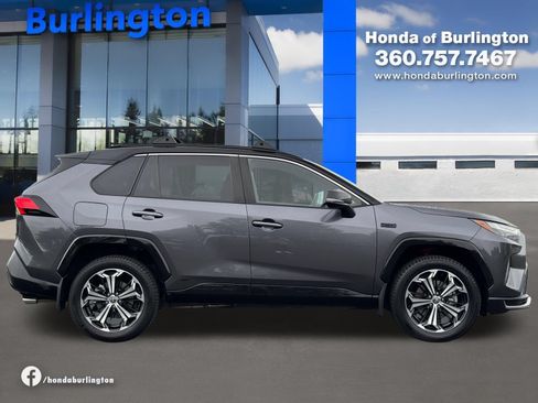 Used 2023 Toyota RAV4 XSE w/ Weather Package AWD/4WD image 7