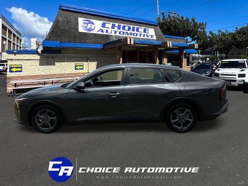 Used 2025 Kia K4 FWD image 3