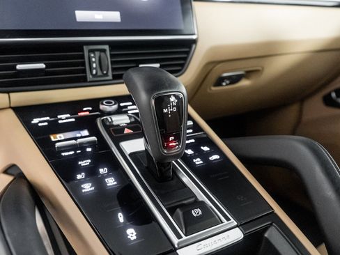 Used 2023 Porsche Cayenne Turbo w/ Premium Package Plus (PI3) image 50