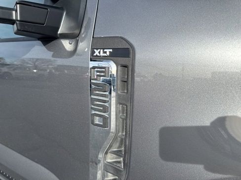 Used 2024 Ford F250 XLT image 10