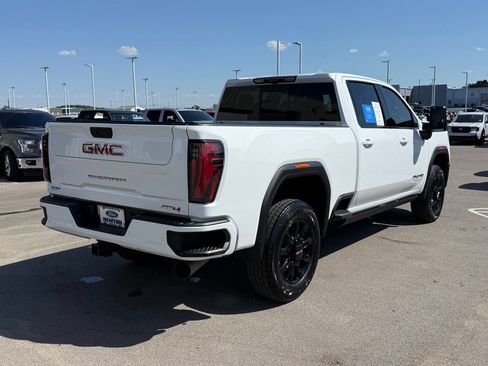 Used 2024 GMC Sierra 2500 AT4 w/ AT4 Premium Plus Package AWD/4WD image 35