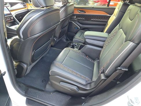 Certified 2023 Jeep Grand Cherokee L Summit AWD/4WD image 23