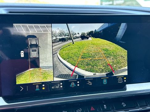 Used 2024 Chevrolet Silverado 2500 LTZ w/ LTZ Plus Package image 14