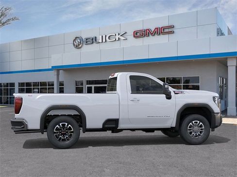 New 2026 GMC Sierra 2500 SLE image 5