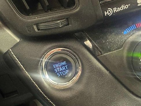 Used 2018 Toyota RAV4 Adventure image 25