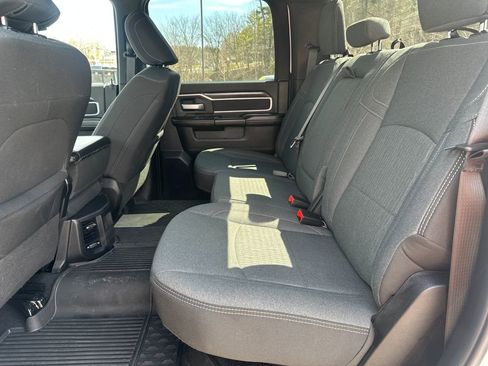 Used 2024 RAM 2500 Big Horn w/ Sport Appearance Package image 13