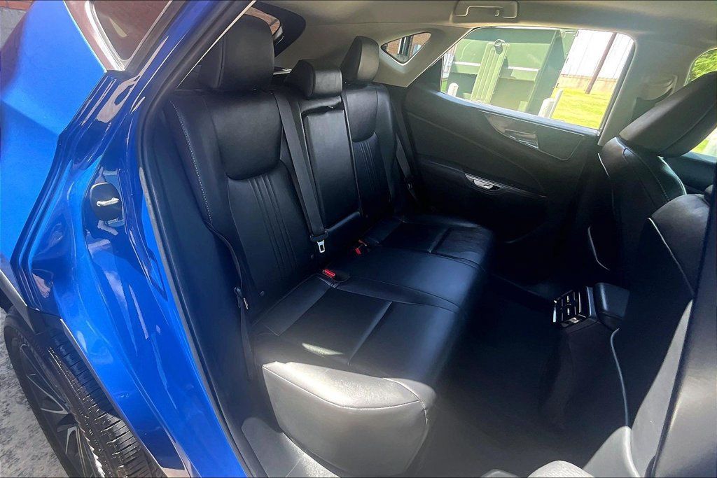 Used 2025 Lexus NX 250 FWD w/ Towing Package (2000 Lbs) image 37