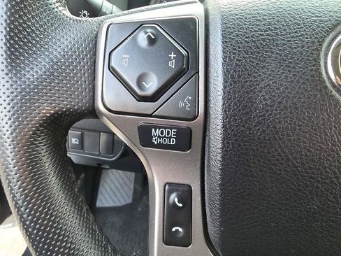 Used 2022 Toyota Tacoma SR5 image 22