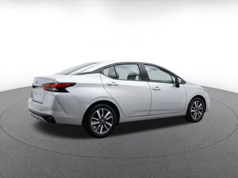 Used 2025 Nissan Versa SV FWD image 9