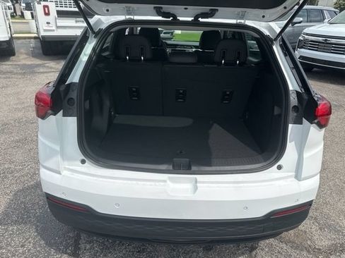 New 2027 Chevrolet Bolt RS w/ Super Cruise Package FWD image 29