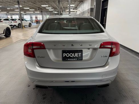 Used 2016 Volvo S60 T5 Inscription Platinum image 4