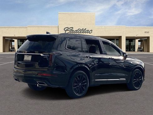 Certified 2022 Cadillac XT6 Sport w/ Platinum Package image 5