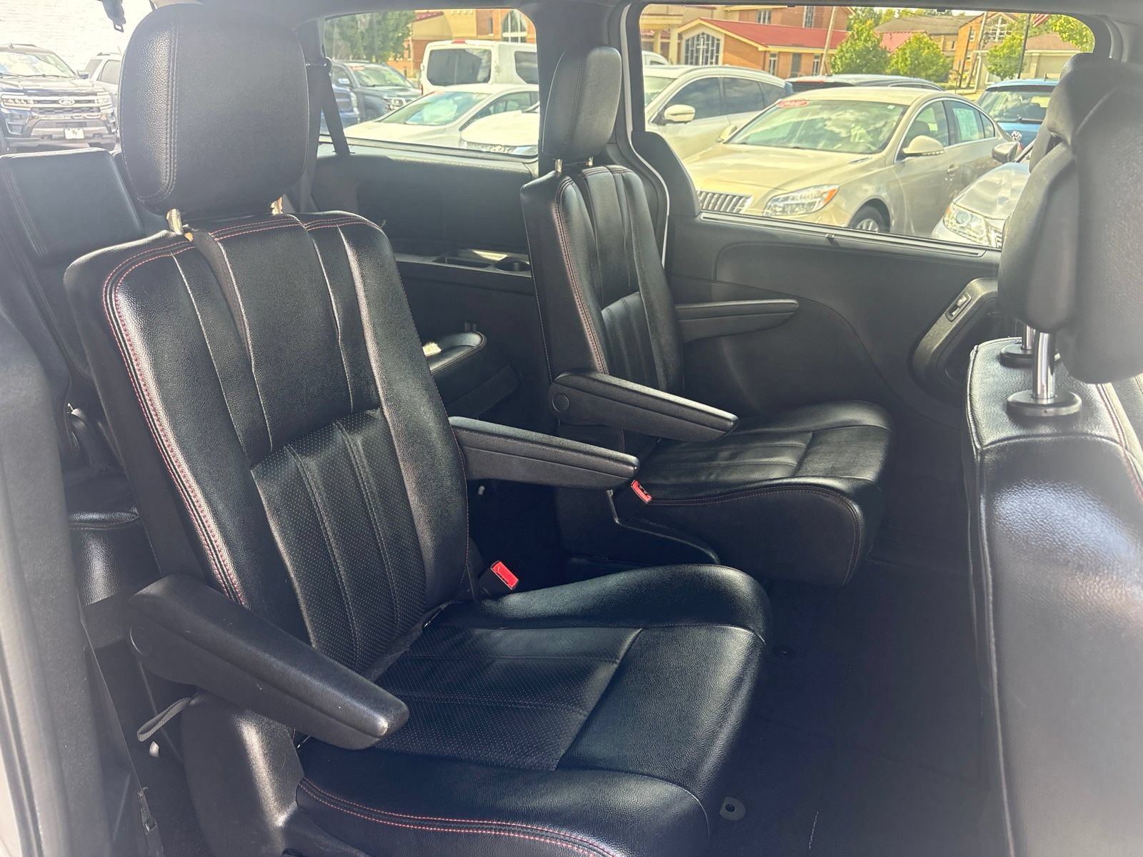 Used 2019 Dodge Grand Caravan GT FWD image 18