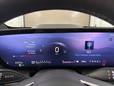 Used 2025 Buick Enclave Preferred image 29