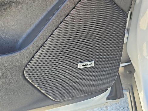 Used 2023 Cadillac XT6 Premium Luxury image 24