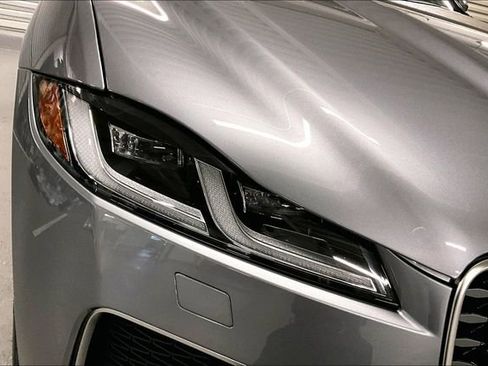 Certified 2025 Jaguar F-PACE R-Dynamic S image 28