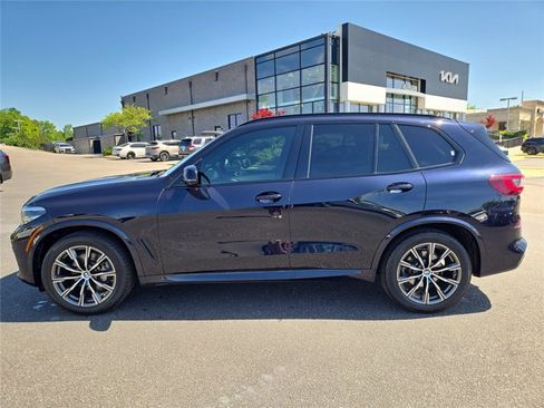 Used 2022 BMW X5 xDrive40i w/ M Sport Package AWD/4WD image 25