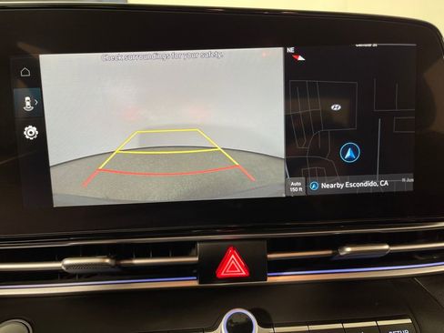 Certified 2025 Hyundai Elantra SEL image 23