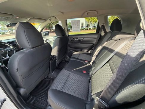Certified 2019 Nissan Rogue SV AWD/4WD image 24