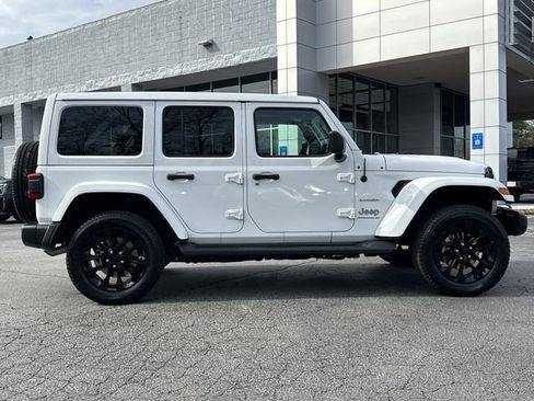 Used 2023 Jeep Wrangler Unlimited Sahara w/ Cold Weather Group image 29