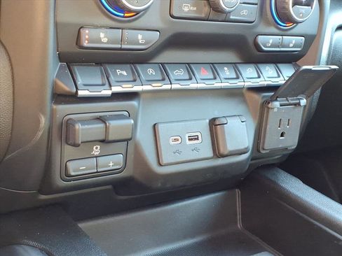 Used 2021 Chevrolet Silverado 1500 LT Trail Boss w/ Convenience Package II image 15