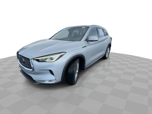Used 2019 INFINITI QX50 Luxe FWD image 4