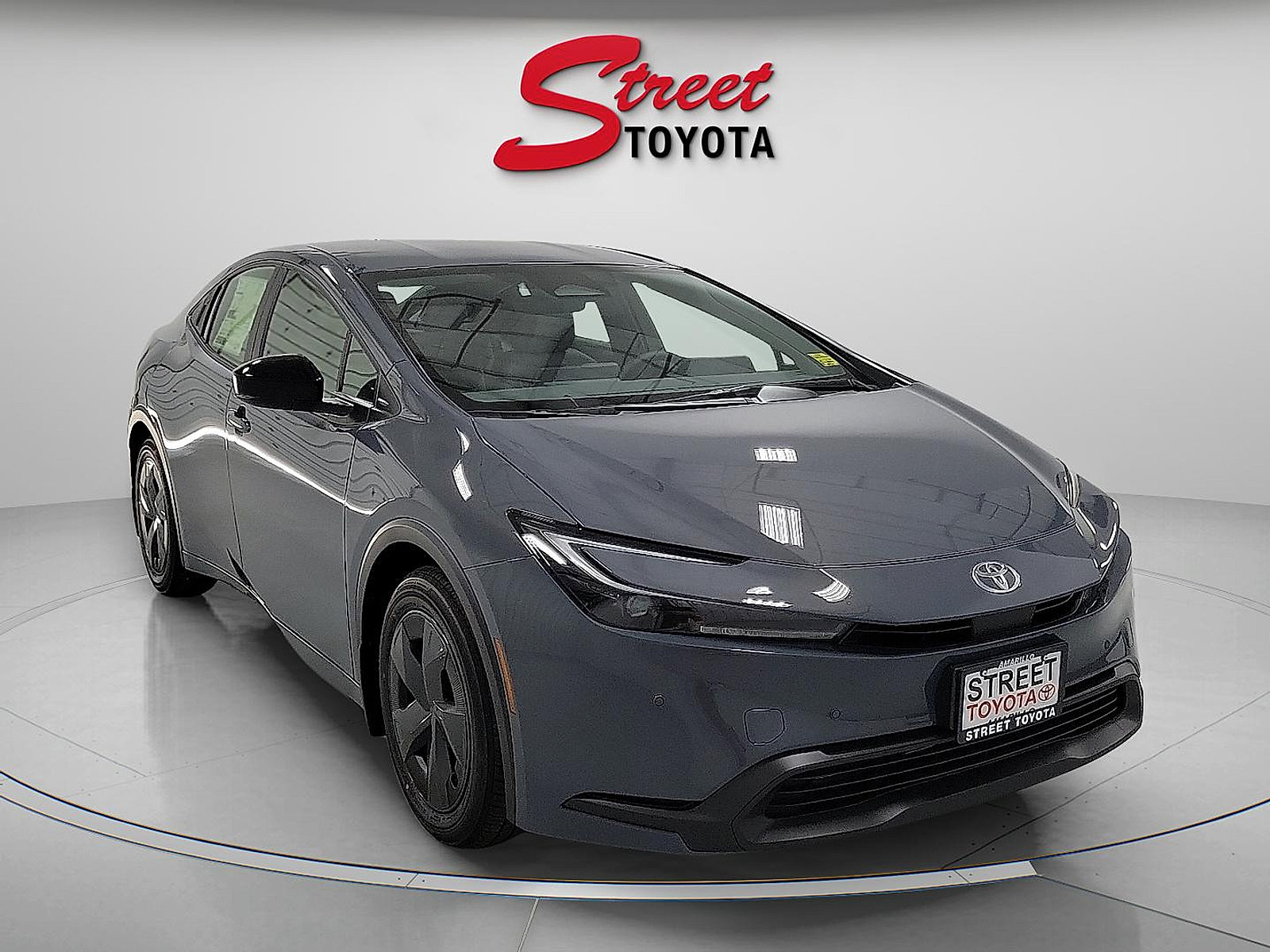 Certified 2026 Toyota Prius LE FWD image 4