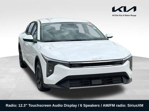 Used 2025 Kia K4 EX image 1