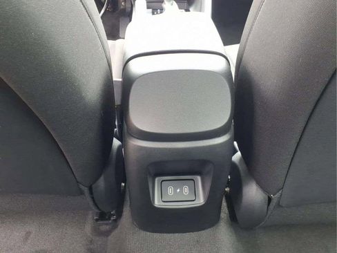 New 2026 Hyundai Elantra SE FWD image 13