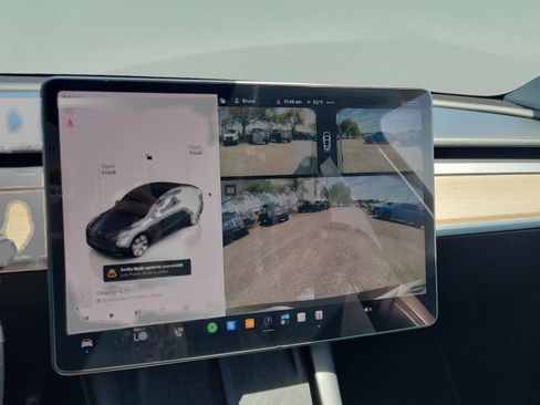 Used 2023 Tesla Model Y Long Range AWD/4WD image 24