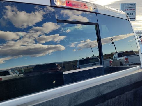 Used 2021 RAM 1500 Big Horn image 24