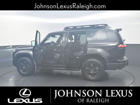 Certified 2024 Lexus GX 550 image 29