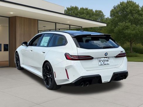 New 2026 BMW M5 Touring image 12