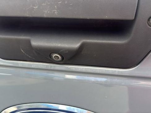 Used 2019 Ford F150 XLT w/ Equipment Group 302A Luxury image 10