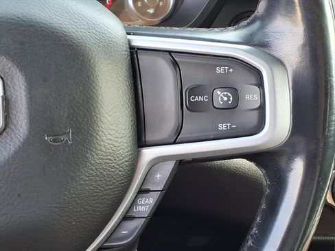Used 2019 RAM 1500 Big Horn image 30