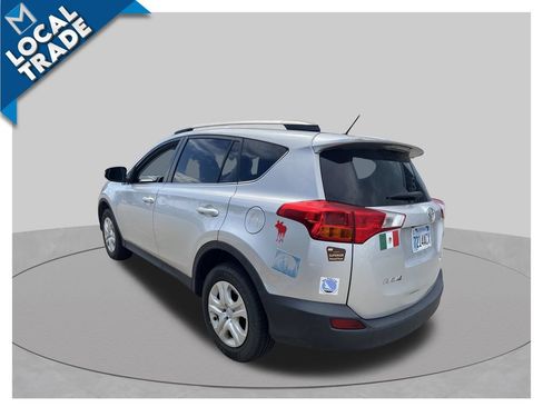 Used 2015 Toyota RAV4 LE AWD/4WD image 7