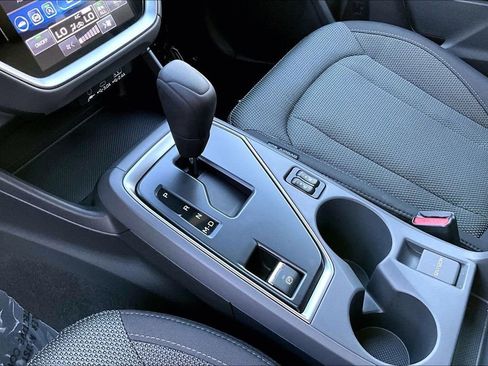 Used 2024 Subaru Crosstrek 2.0i Premium image 16