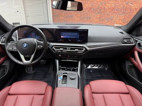 Used 2023 BMW i4 eDrive35 w/ Premium Package image 12