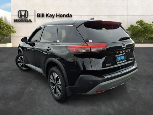 Used 2023 Nissan Rogue SV w/ SV Premium B Package AWD/4WD image 6