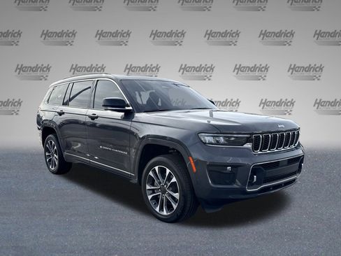 Used 2024 Jeep Grand Cherokee L Overland w/ Luxury Tech Group IV image 2