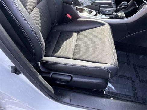 Used 2017 Honda Accord Sport image 10