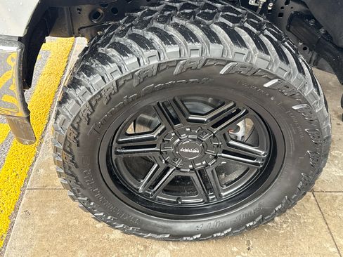 Used 2024 Ford F150 XLT image 7